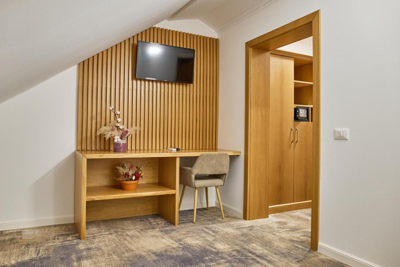 Hotel Eden Râmnicu Sărat Kültér fotó
