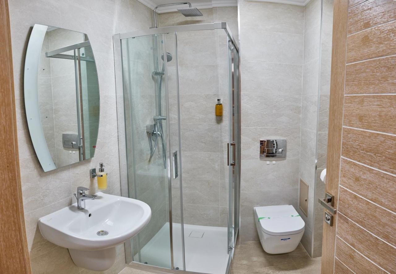 Hotel Eden Râmnicu Sărat Kültér fotó