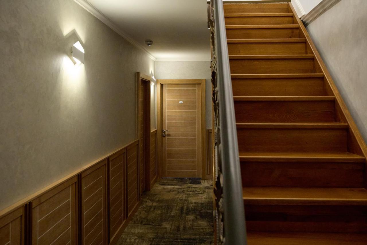 Hotel Eden Râmnicu Sărat Kültér fotó