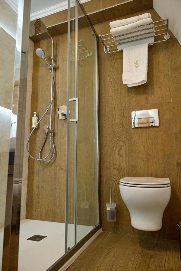Hotel Eden Râmnicu Sărat Kültér fotó